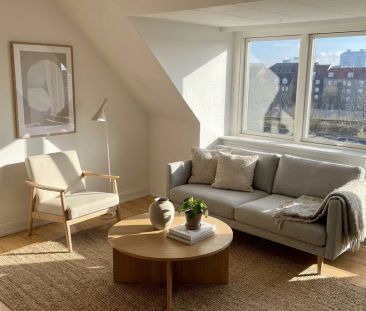 Indbydende lejlighed i Aalborg med lys og charme - Foto 1