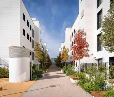 3 room luxury Flat for rent in Sabadell, Spain - Photo 2