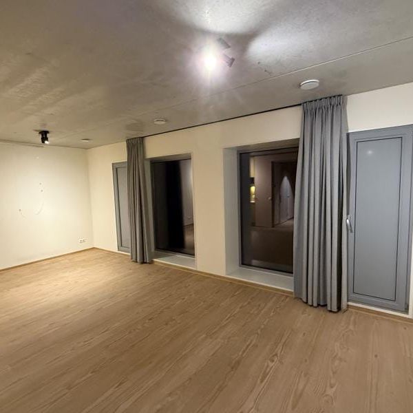 Appartement te huur: Haparandaweg 44 1013 BD Amsterdam - Photo 1