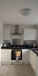 4 bedroom house share to rent - Photo 3