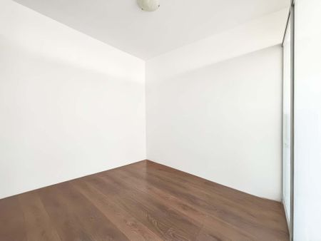 For Lease - 426 University Avenue Unit# 1202, Toronto, Ontario - Photo 3