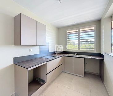 Location Appartement 3 pièces 63m² MATOURY 97351 - Photo 6