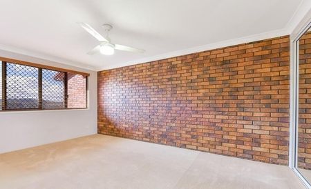1/226 Hume Street, South Toowoomba - Photo 4