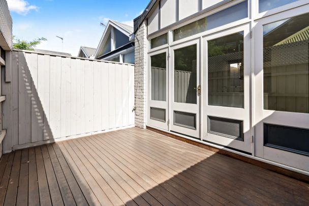 472 Bay Street, Port Melbourne. - Photo 1