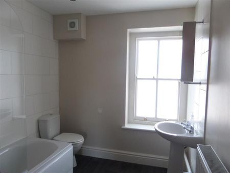 Blenheim Road, Minehead - Photo 5