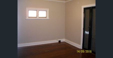 Walking distance to parks, shops and all the city action - Photo 3