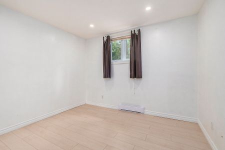 For Lease - 1204 Shillington Avenue Unit# 15, Carlington - Central Park, Ontario - Photo 4