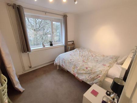 1 bedroom property to rent - Photo 2
