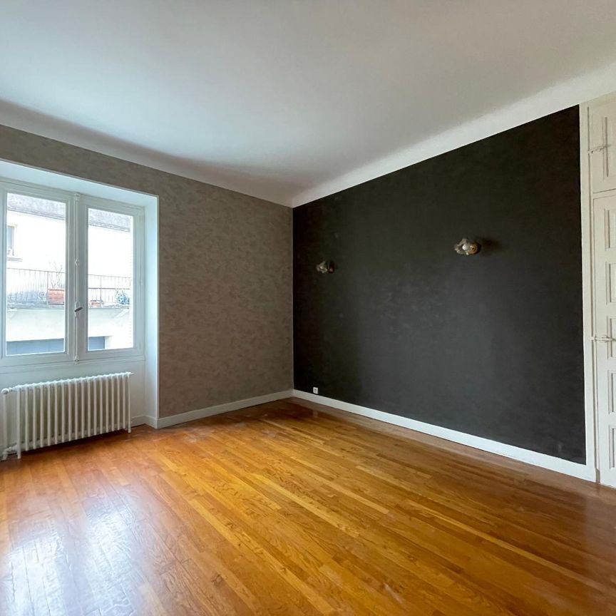 Location Appartement 4 pièces 109m² AUBENAS 07200 - Photo 1