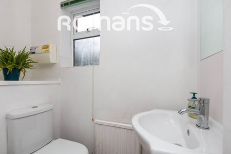 2 bedroom terraced house to rent - Photo 3