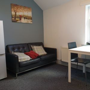 Corporation Street 1 - Photo 2