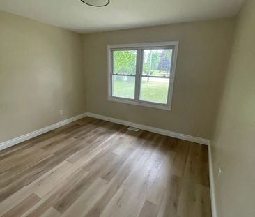 For Lease - 462 Coronation Boulevard, Loyalist, Ontario - Photo 3