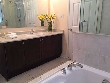 For Lease - 12 Westcliffe Crescent, Richmond Hill, Ontario - Photo 5