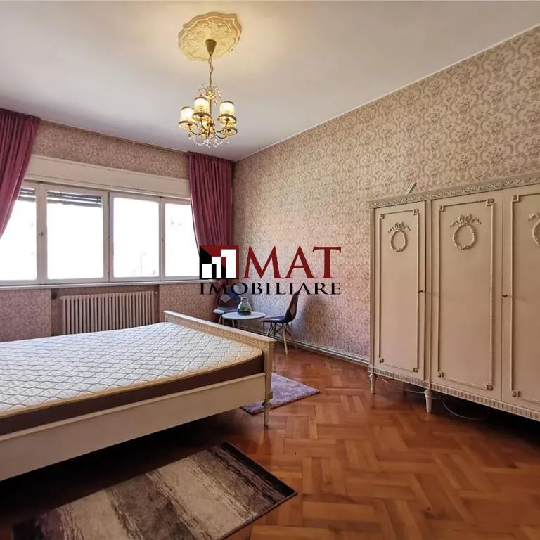 Apartament Ultracentral cu 5 Camere 160mp str Republicii - Photo 1