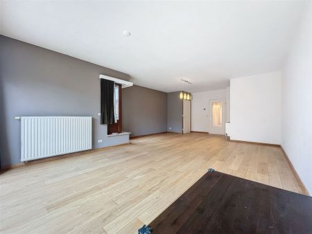 Appartement te huur - Foto 2