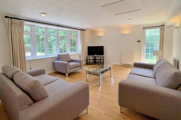 5 bedroom detached house to rent - Photo 1