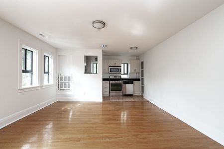 28 Balmoral Ave. - Photo 3