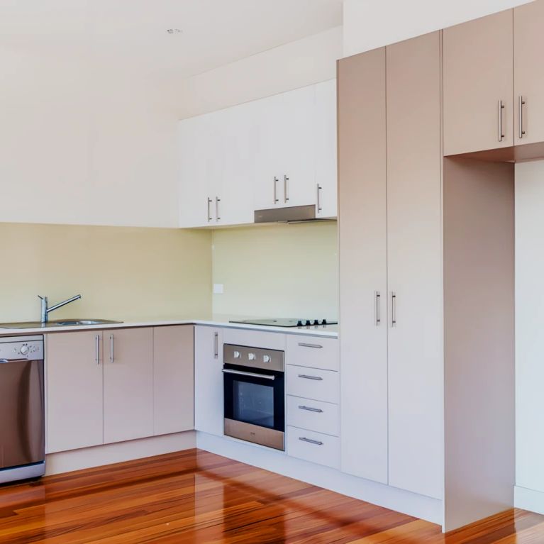 6/2 Minna Street,Blackburn,Victoria 3130, Melbourne - Photo 1