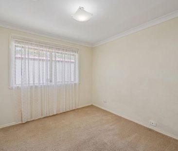 SPACIOUS FAMILY HOME - Photo 2