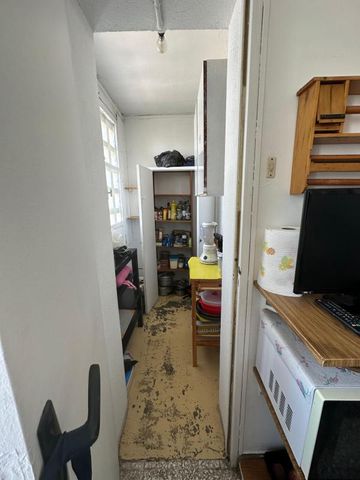 Appartement 3 pièces 52m2 MARSEILLE 10EME 715 euros - Photo 2