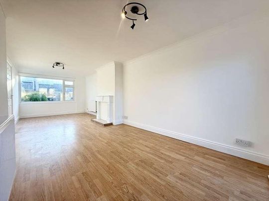 Yew Tree Gardens, Birchington, CT7 - Photo 1