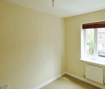 Huxley Court, Stratford-upon-Avon - Photo 3