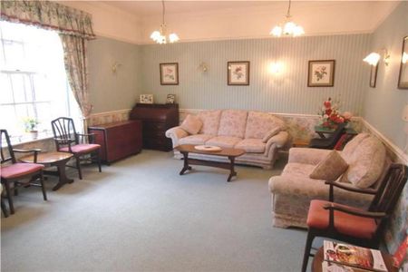 1 bedroom retirement property to rent - Photo 2