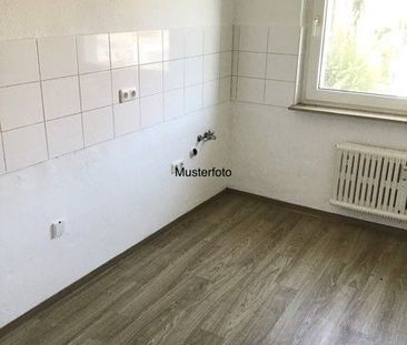 Mit dem Aufzug bis fast in die Wohnung - Foto 1