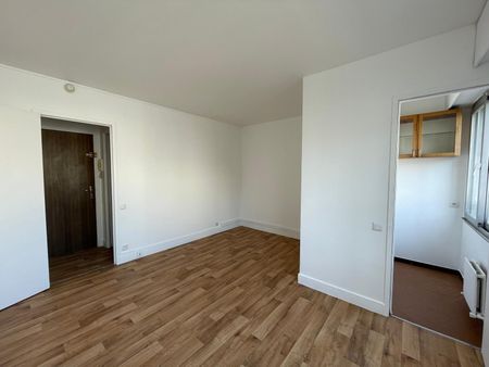 STUDIO - LA FOURCHE Paris (75018) - Photo 4