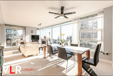 Condo in Burnaby, BC - Photo 3