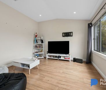 "California Living" - Photo 1