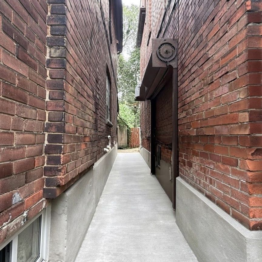 For Lease - 589 Annette Street Unit# BSMT, Toronto, Ontario - Photo 1