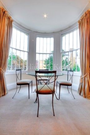 Bright and attractive two bedroom flat is situated on the first floor - Photo 4