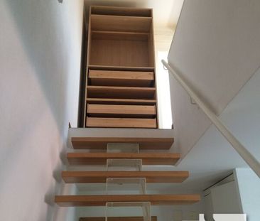 APPARTEMENT DE 2½ PIECES DUPLEX SUR RUE PIETONNE DU CENTRE VILLE - Photo 6