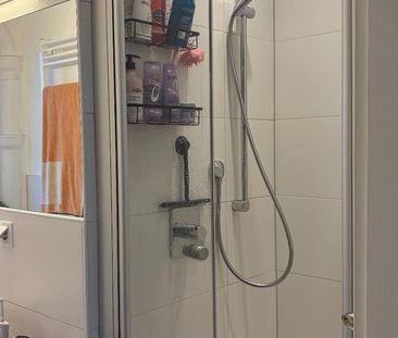 Lichtdurchflutete 2 Zimmerwohnung - Photo 6