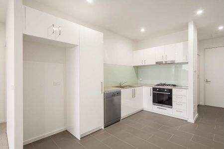 Modern 2-Bedroom Apartment in Prime Mitcham Location - Photo 3