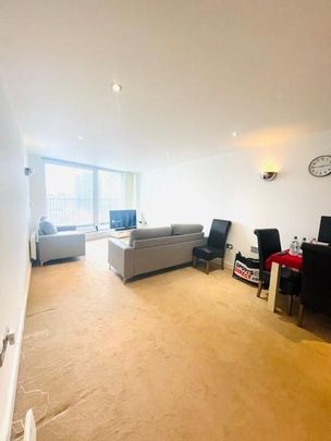 3 bedroom apartment to rent - Photo 1