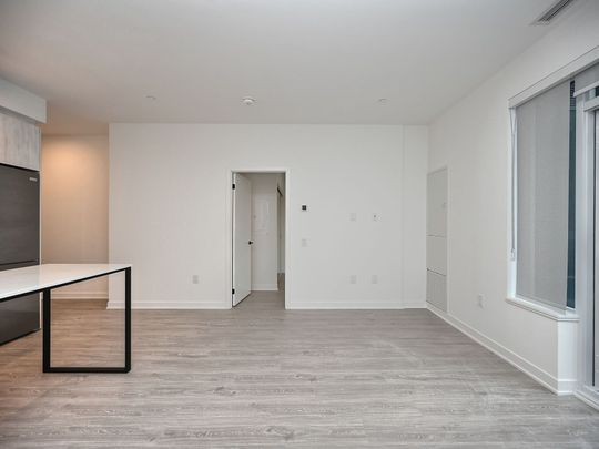 For Lease - 2495 Eglinton Avenue Unit# 704, Mississauga, Ontario - Photo 1