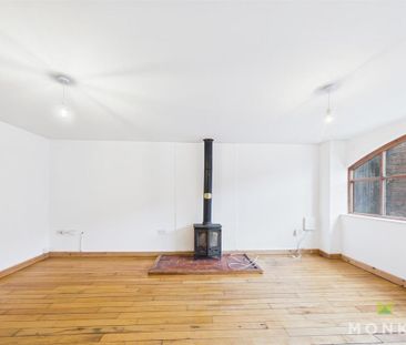 3 bedroom barn conversion to rent - Photo 2