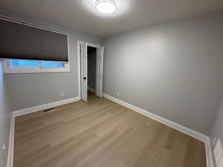 For Lease - 8 Redwood Court Unit# Upper, Barrie, Ontario - Photo 5