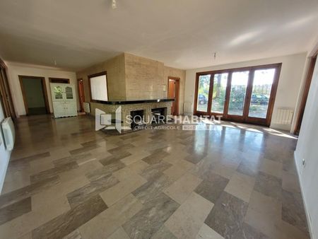 Location Appartement 3 pièces 118m² SALLAUMINES 62430 - Photo 2