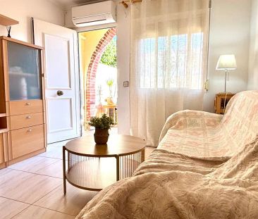 Casa o chalet de alquiler en Nenúfares, 50, Zona Carrefour - Urbani... - Photo 1