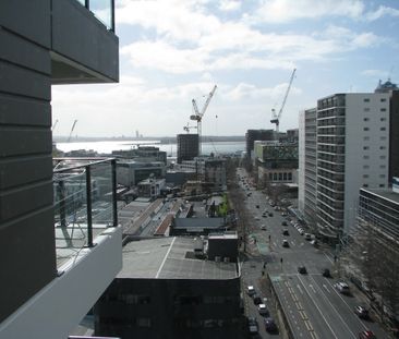 Auckland City Apartment - Fully Furnished - Photo 6