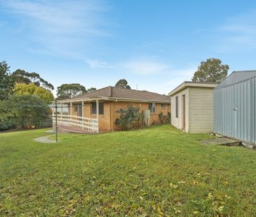Family Friendly Home a Prime Location - Photo 5