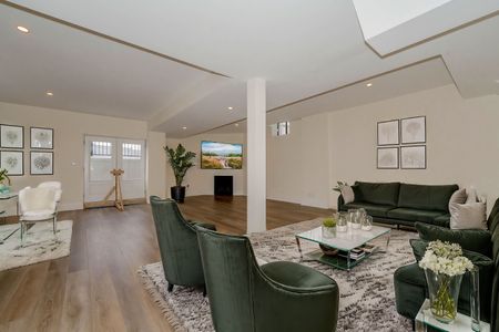 For Lease - 518 Kleinberg Summit Way, Vaughan, Ontario - Photo 2