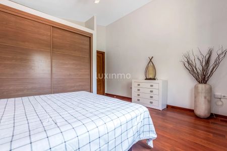 Beautiful villa with swimming pool for rent in Benidorm - Photo 3