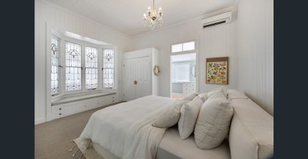 Grand Queenslander Living - Photo 5