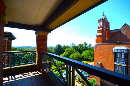 3 bedroom apartment to rent - Photo 4