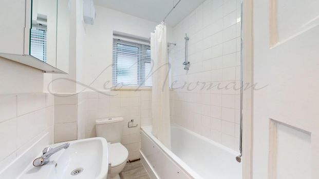 Fullwell Road, Fullwell Cross, IG5 - Photo 1