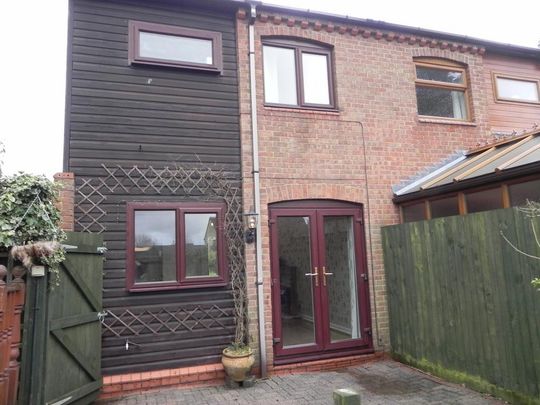 2 bedroom semi-detached house to rent - Photo 1